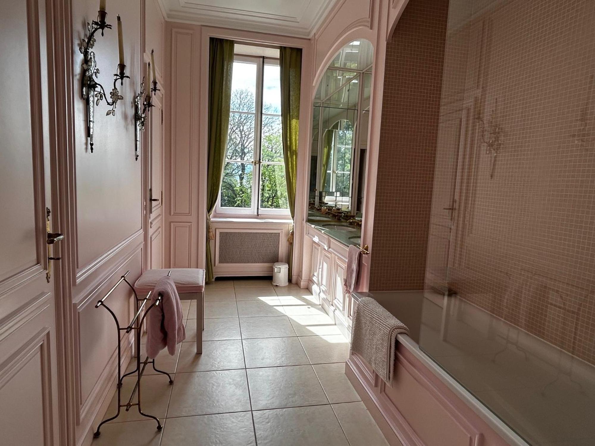 Le Chateau Lavigny Bagian luar foto